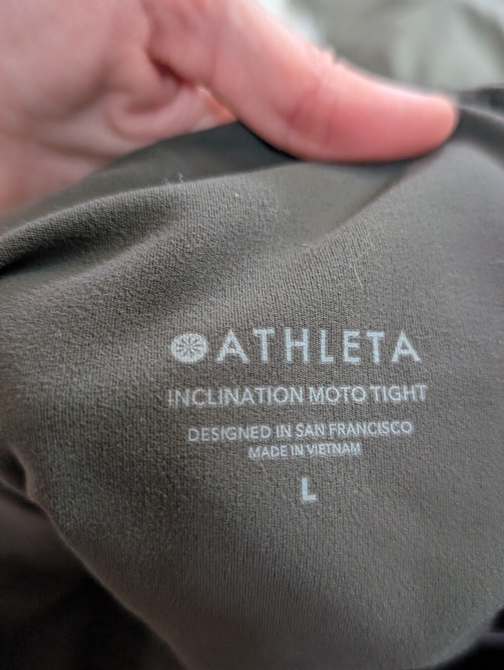 Bundle! 4 Athleta Leggings Large Rainier Reflective Inclination Moto Salutation - Picture 7 of 14